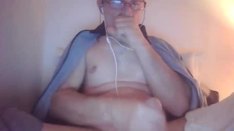 scotchwhieskie online show from December 19, 11:45 pm