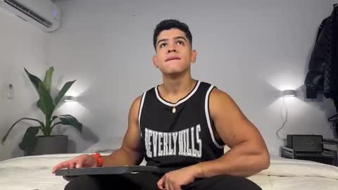 Andrew Flintt online show from November 21, 12:15 pm