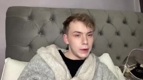 danny online show from December 19, 1:07 am