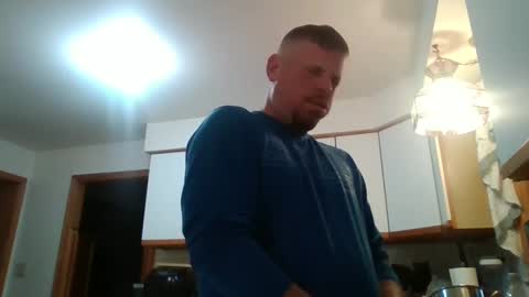 scottydoesntknow0 online show from December 6, 10:41 pm