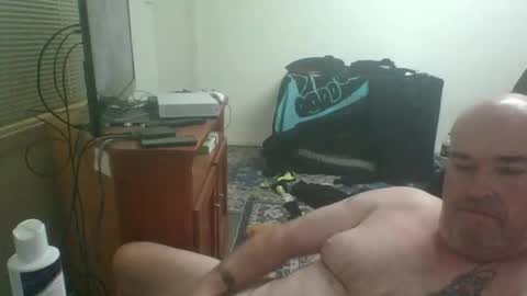 Snapshot of scottyj2007 chatting on January 25, 10:18 pm scottyj2007 online show from January 25, 10:18 pm