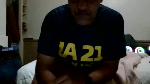 scubi007 online show from October 8, 7:46 am