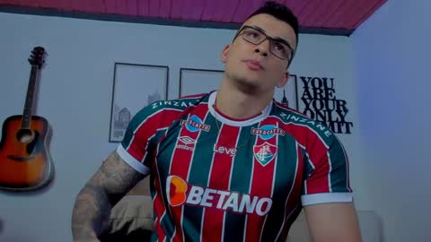 Sean Carrera online show from January 7, 9:35 pm