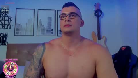 Sean Carrera online show from October 3, 3:33 am