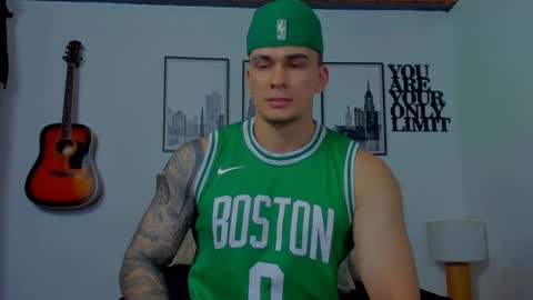 Sean Carrera online show from January 10, 8:26 pm