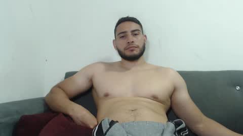 seank_noszka online show from February 24, 7:47 pm