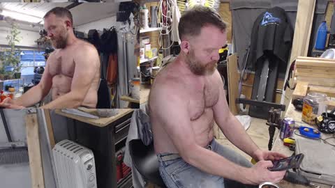 Seattlemanwhore online show from December 8, 8:15 pm