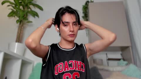 sebastian online show from January 28, 5:32 am