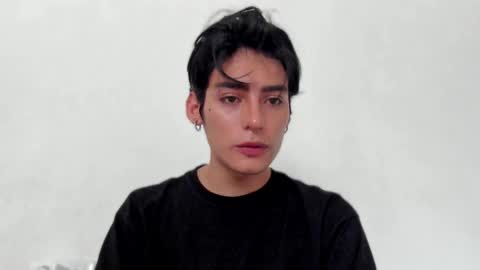 sebastian online show from December 4, 2:15 pm