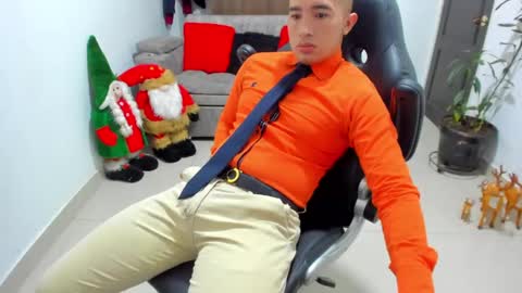 juan  sebastian online show from January 7, 12:16 pm