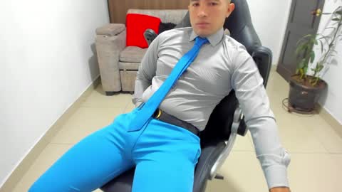 juan  sebastian online show from January 24, 12:10 pm