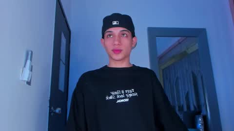 Sebastian online show from March 14, 8:38 pm