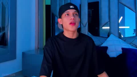 Sebastian online show from September 23, 4:34 am