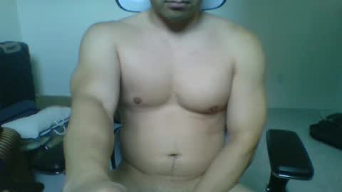 Snapshot of sebbohk chatting on February 5, 12:10 am Sebbo online show from February 5, 12:10 am