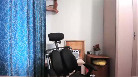 Secret lover XXX online show from April 14, 7:41 am