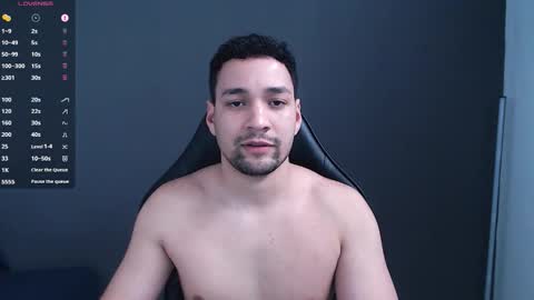 Snapshot of secretboy5000 chatting on October 16, 3:53 pm Jex online show from October 16, 3:53 pm