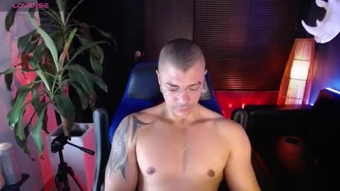 sed online show from December 3, 9:09 am