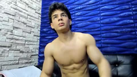 Seigfried online show from February 13, 1:34 am