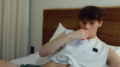 Cam online show from May 8, 1:28 am