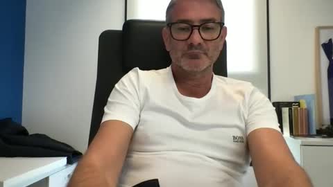 sesamechris92 online show from September 8, 4:39 pm