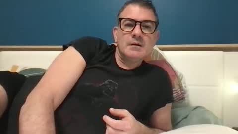 sesamechris92 online show from February 2, 6:45 am