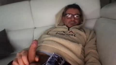 sesamechris92 online show from January 25, 4:35 pm