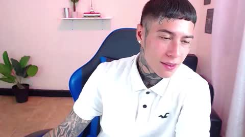 Thomas online show from October 20, 3:49 pm