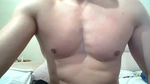 SEX MACHINE 19 online show from April 8, 10:36 am