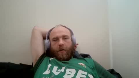 Snapshot of sexratalex chatting on September 29, 2:02 pm sexratalex online show from September 29, 2:02 pm