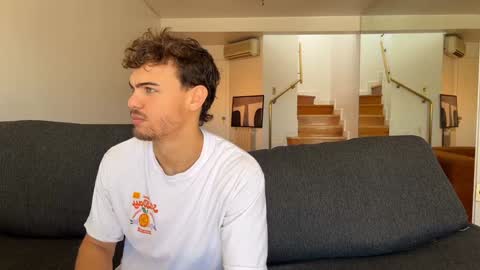 Andrea and Anna online show from December 19, 2:47 pm