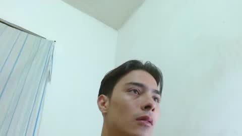 Axel online show from December 2, 3:56 pm