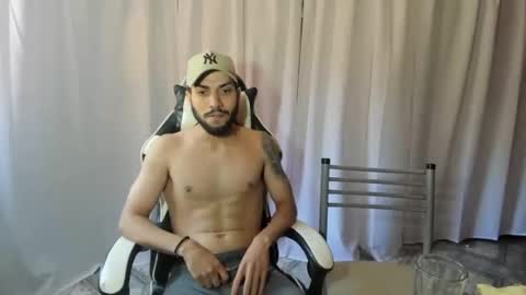 brazilianboyy online show from December 17, 3:41 pm