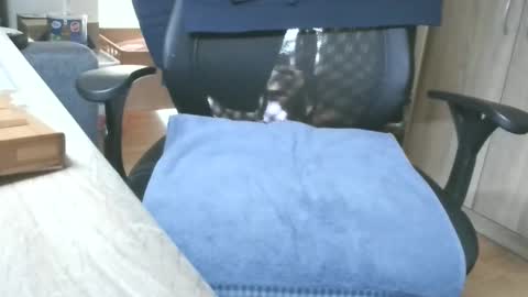 Snapshot of sexybub2 chatting on March 12, 2:45 pm sexybub2 online show from March 12, 2:45 pm