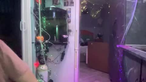 Snapshot of sexyeyedgay chatting on October 1, 6:56 pm HungHotTop online show from October 1, 6:56 pm