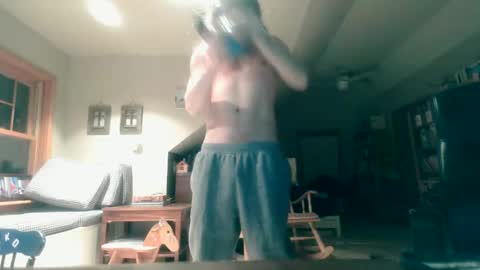 guyinthechat online show from March 3, 11:33 pm