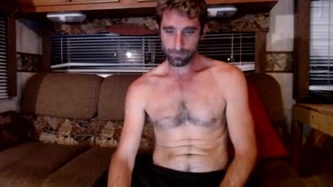 sexyRENTS online show from November 18, 6:06 am