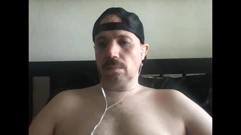 sfgiants1982 online show from October 4, 8:57 pm