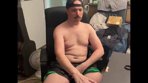 sfgiants1982 online show from September 11, 11:26 pm