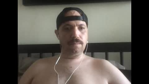 sfgiants1982 online show from September 25, 10:30 pm