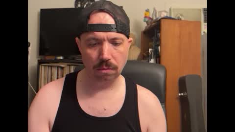 sfgiants1982 online show from September 30, 10:46 pm