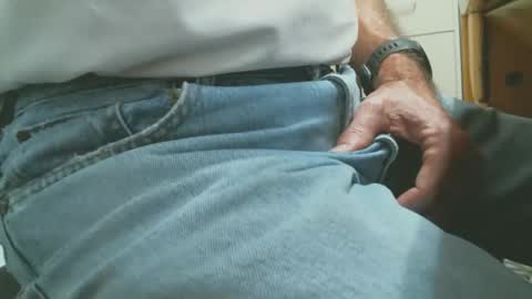 Bruce online show from December 13, 10:23 pm