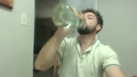 sharkman699 online show from March 2, 4:39 am