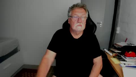 sharlots_pet online show from June 7, 11:17 am
