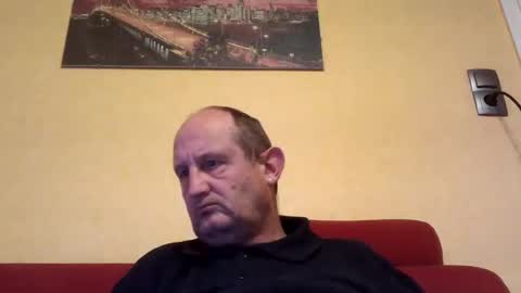 Snapshot of sharpshoder chatting on December 7, 2:46 pm Peter online show from December 7, 2:46 pm