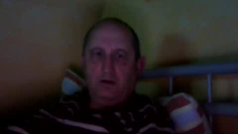 Snapshot of sharpshoder chatting on January 18, 10:28 pm Peter online show from January 18, 10:28 pm