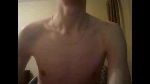 Snapshot of shedevr02 chatting on February 7, 6:13 pm Roger online show from February 7, 6:13 pm