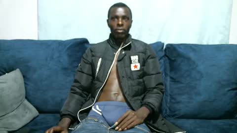 Snapshot of shikwekwe chatting on January 25, 10:18 pm Collorewamadeals online show from January 25, 10:18 pm