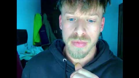 Cick Goreskin online show from November 28, 2:26 am