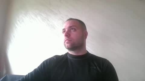 Snapshot of shmele_04 chatting on January 14, 12:03 pm shmele_04 online show from January 14, 12:03 pm