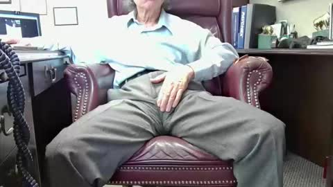 nikolas send dm for an appointment online show from February 19, 5:42 pm